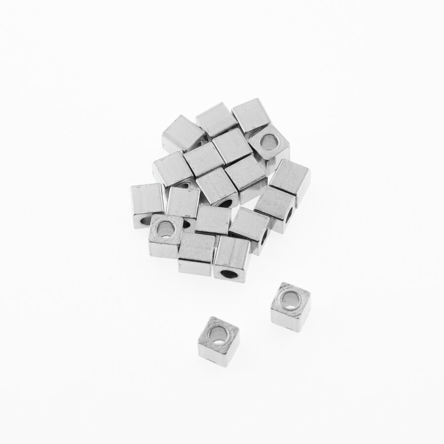 20 pcs, stainless steel cube beads, silver color, size: 2.5, 3 mm, hole size-1.5 mm 20 pcs, stainless steel cube beads, silver color, size: 2.5, 3 mm, hole size-1.5 mm