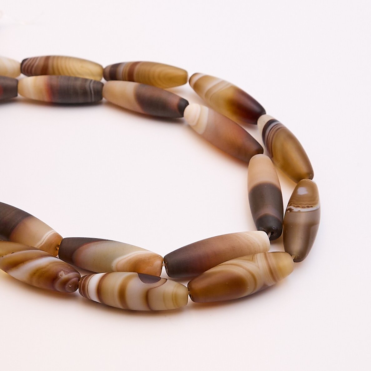 Agatas, 10x30 mm, 37-40 cm/gija