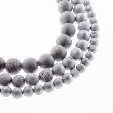 Agatas Druzy, natūralus, AB kokybė, galvanizuotas, apvali forma, sidabro spalva, 37-39 cm/gija, 6, 8, 10, 12, 14, 16, 18, 20 mm Agatas Druzy, natūralus, AB kokybė, galvanizuotas, apvali forma, sidabro spalva, 37-39 cm/gija, 6, 8, 10, 12, 14, 16, 18, 20 mm