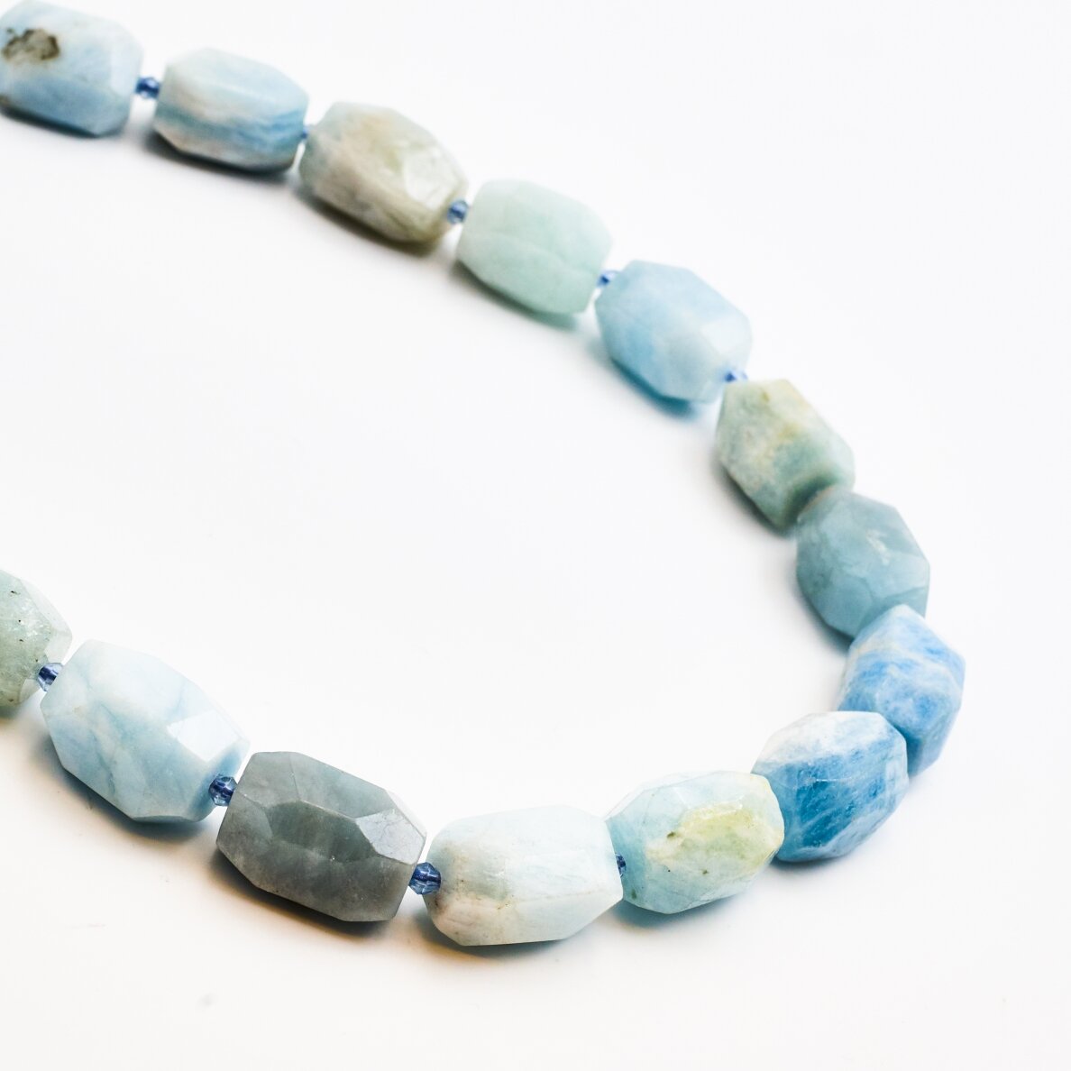 Aquamarine, 15x18 mm, 37-40 cm/strand