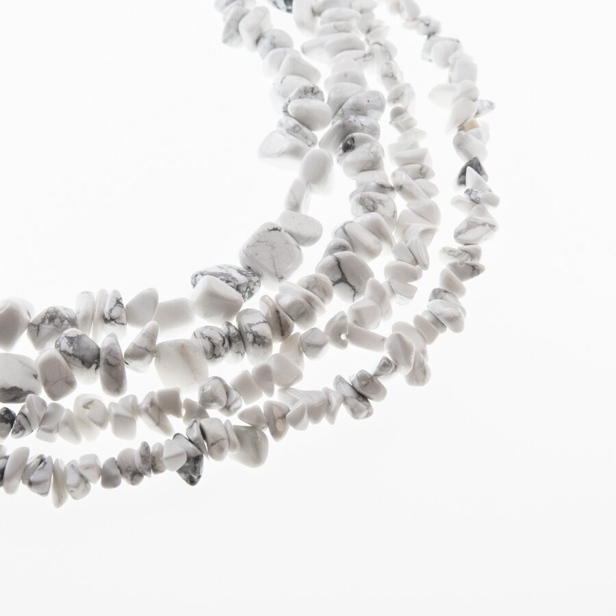 White Howlite, Natural, Chip Bead, 80-83 cm/strand, about 5-8, 8-12 mm White Howlite, Natural, Chip Bead, 80-83 cm/strand, about 5-8, 8-12 mm
