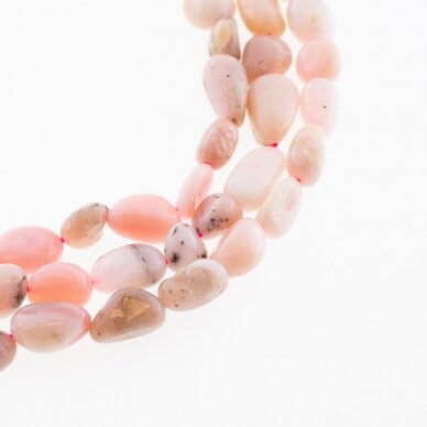 Dendritinis rožinis opalas, natūralus, C kokybė, žvirgždo forma, 37-39 cm/gija, apie 8x10-10x12 mm