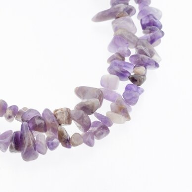 Dryžuotas ametistas, natūralus, B kokybė, skaldos forma, violetinė spalva, 80-83 cm/gija, apie 8-12 mm Dryžuotas ametistas, natūralus, B kokybė, skaldos forma, violetinė spalva, 80-83 cm/gija, apie 8-12 mm