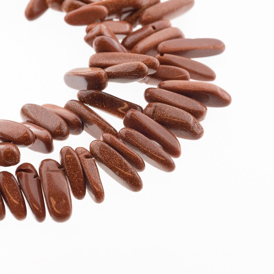 Goldstone/Aventurine Glass, Synthetic, AB Grade, Hawaiian Chip Bead, Brown, 37-39 cm/strand, about 4x13-7x22 mm Goldstone/Aventurine Glass, Synthetic, AB Grade, Hawaiian Chip Bead, Brown, 37-39 cm/strand, about 4x13-7x22 mm