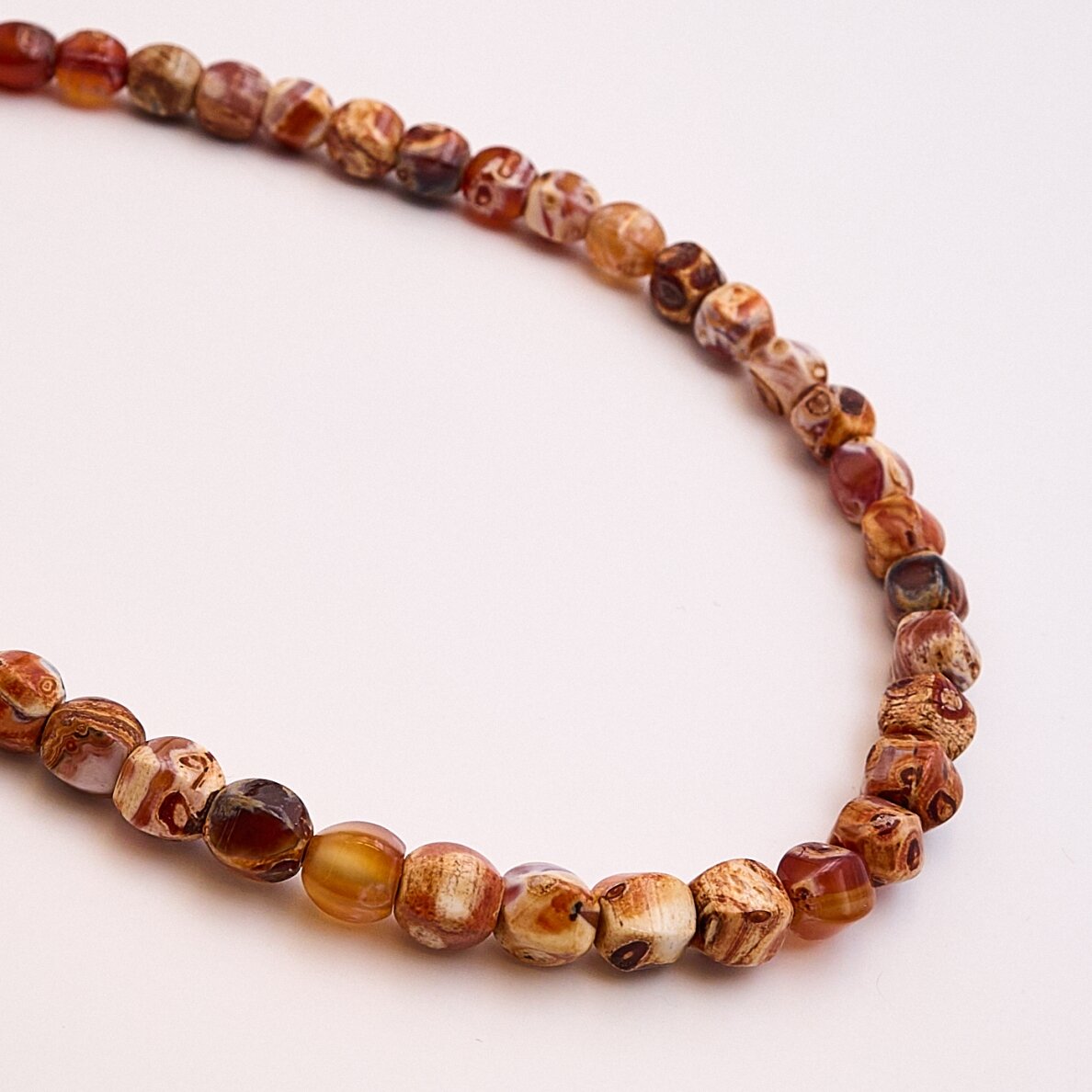 Fire Agate, 8 mm, about 39–40 cm/strand