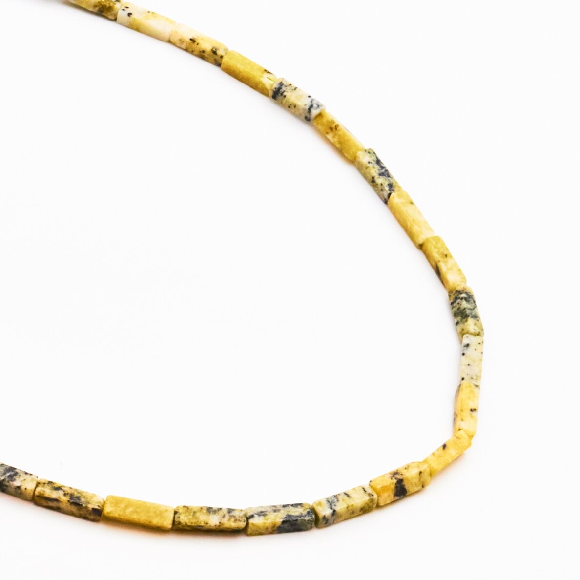 Geltonas Turkis, 4x13 mm,  37-39 cm/strand