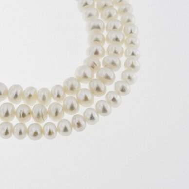 Słodkowodne perły, C jakość, kukurydzy kształt, biały kolor, 35-36 cm/nić, około 5-6, 6-7 mm
