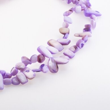 Gėlavandenių perlo kriauklė, natūralus, B kokybė, dažytas, skaldos forma, #27 violetinė spalva, 78-80 cm/gija, apie 5x8-10x25 mm