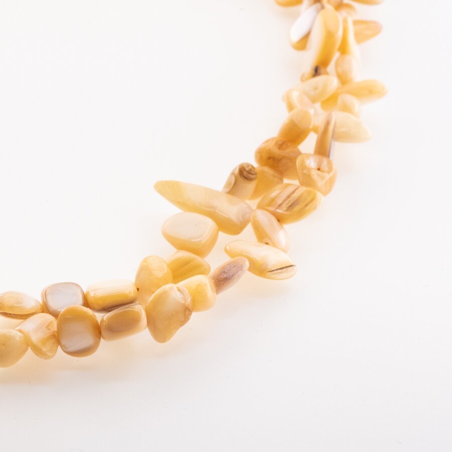 Mother-of-pearl Shell, Natural, B Grade, Dyed, Chip Bead, #03 Dark Beige, 78-80 cm/strand, about 5x8-10x25 mm Mother-of-pearl Shell, Natural, B Grade, Dyed, Chip Bead, #03 Dark Beige, 78-80 cm/strand, about 5x8-10x25 mm