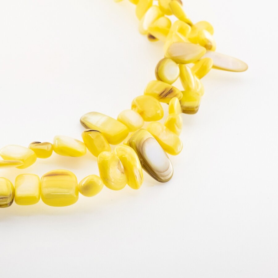 Mother-of-pearl Shell, Natural, B Grade, Dyed, Chip Bead, #47 Yellow, 78-80 cm/strand, about 5x8-10x25 mm Mother-of-pearl Shell, Natural, B Grade, Dyed, Chip Bead, #47 Yellow, 78-80 cm/strand, about 5x8-10x25 mm