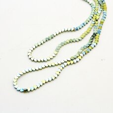 Hematyt, odzyskany, płaski kształt serca, zielony kolor, 39-40 cm/sznur, 4 mm Hematyt, odzyskany, płaski kształt serca, zielony kolor, 39-40 cm/sznur, 4 mm