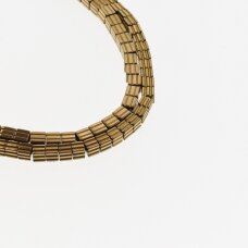 Hematyt, odzyskany, wyrzeźbiony kształt sześcianu, brązowy kolor, 39-40 cm/sznur, 3.5 mm Hematyt, odzyskany, wyrzeźbiony kształt sześcianu, brązowy kolor, 39-40 cm/sznur, 3.5 mm