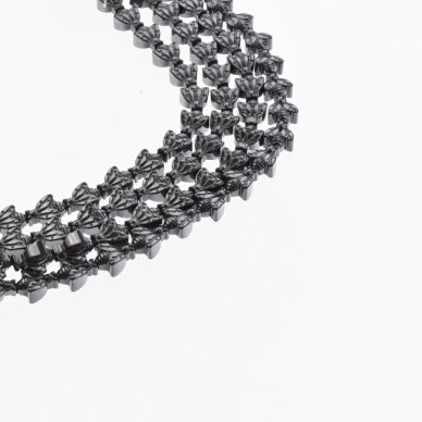 Hematitas, regeneruotas, bitės forma, juoda spalva, 39-40 cm/gija, 8x10 mm Hematitas, regeneruotas, bitės forma, juoda spalva, 39-40 cm/gija, 8x10 mm