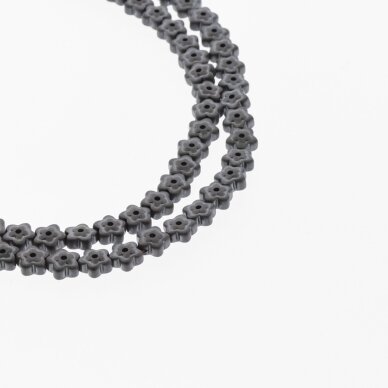 Hematitas, regeneruotas, matinis, gėlės forma, du gręžimo būdai, juoda spalva, 39-40 cm/gija, 6x3 mm Hematitas, regeneruotas, matinis, gėlės forma, du gręžimo būdai, juoda spalva, 39-40 cm/gija, 6x3 mm