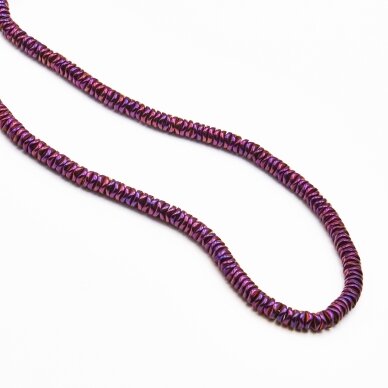 Hematitas, regeneruotas, sulenkto apskritimo rondelės forma, alyvinė spalva, 39-40 cm/gija, 4x1 mm Hematitas, regeneruotas, sulenkto apskritimo rondelės forma, alyvinė spalva, 39-40 cm/gija, 4x1 mm