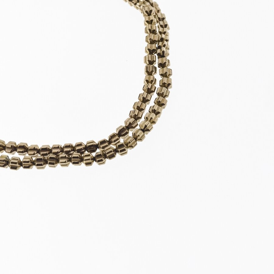 Hematite, Reconstituted, Lantern Flower Rondelle Bead, Brown, 39-40 cm/strand, 4x3 mm Hematite, Reconstituted, Lantern Flower Rondelle Bead, Brown, 39-40 cm/strand, 4x3 mm