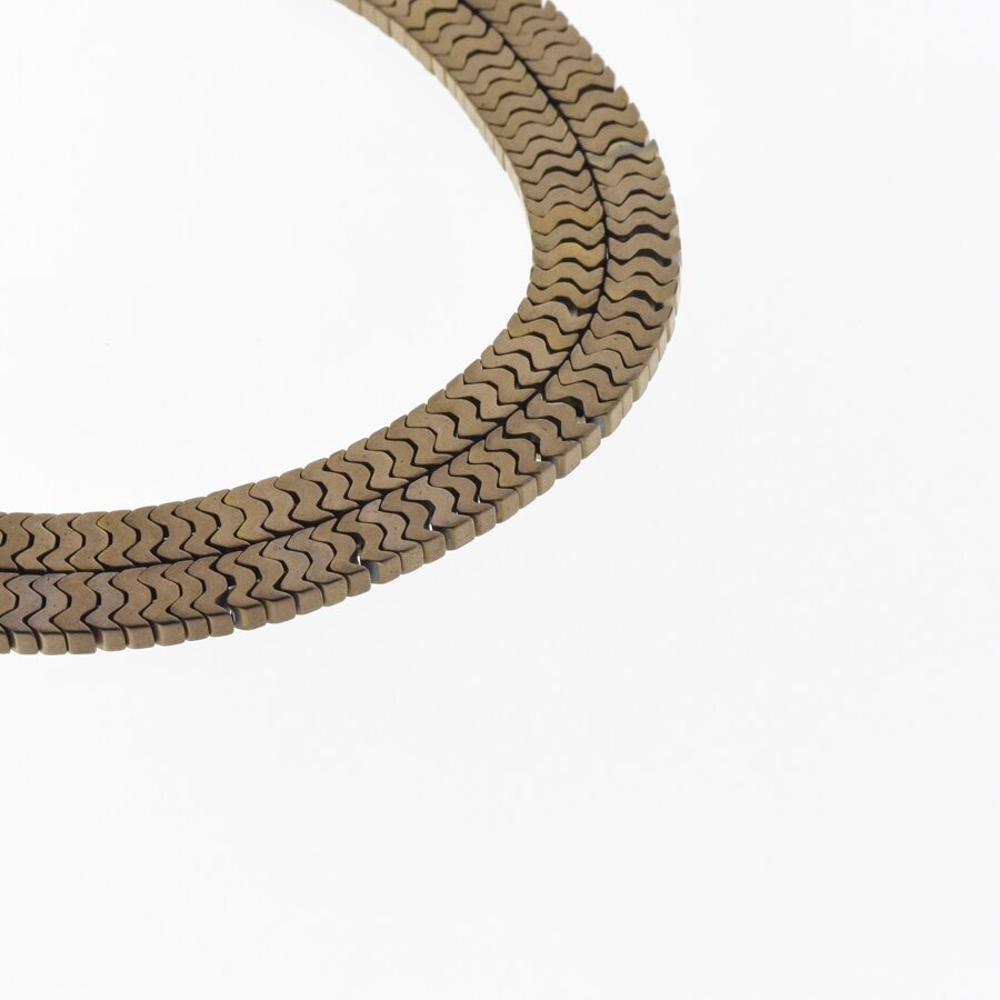 Hematite, Reconstituted, Matte Flat "W" Bead, Brown, 39-40 cm/strand, 7x1 mm Hematite, Reconstituted, Matte Flat "W" Bead, Brown, 39-40 cm/strand, 7x1 mm