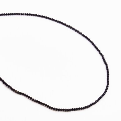 Kairo naktis, sintetinis, AB+ kokybė, briaunuotas, apvali forma, 37-39 cm/gija, 2 mm Kairo naktis, sintetinis, AB+ kokybė, briaunuotas, apvali forma, 37-39 cm/gija, 2 mm