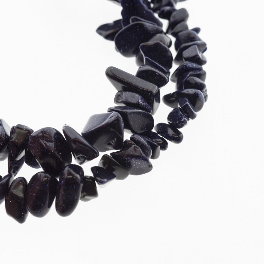 Kairo naktis, sintetinis, AB kokybė, skaldos forma, tamsi mėlyna spalva, 80-83 cm/gija, apie 5-8, 8-12 mm Kairo naktis, sintetinis, AB kokybė, skaldos forma, tamsi mėlyna spalva, 80-83 cm/gija, apie 5-8, 8-12 mm
