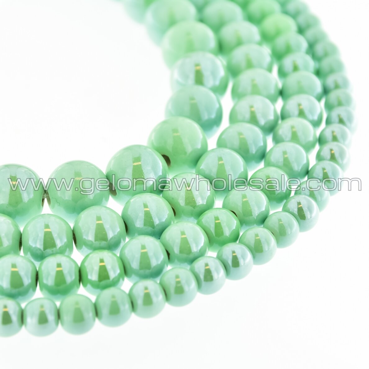Keramika, apvali forma, #A17 šviesaus turkio spalva, apie 55 vnt./gija, 6, 8, 10, 12, 14, 16, 18, 20, 28, 32, 35 mm