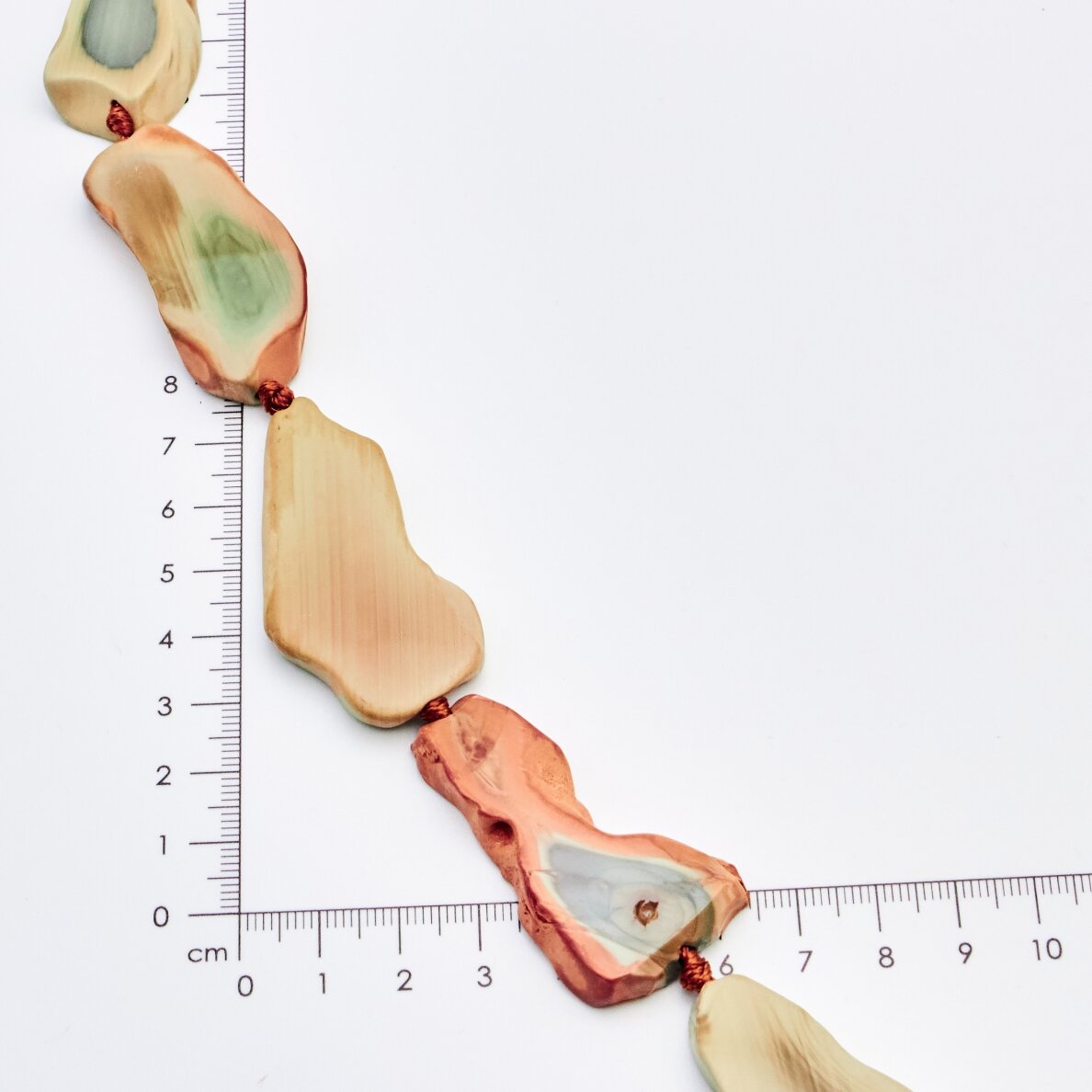 Quartz Agate, Irregular, Beige, 37-40 cm/strand, thickness up to 5 mm