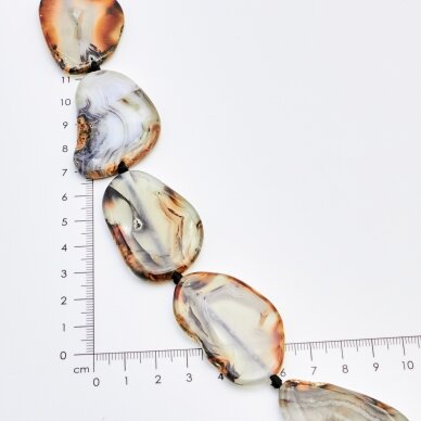 Kvarcas & agatas, Girliandinė forma, Pilka, 37-40 cm/gija, storis iki 5mm Kvarcas & agatas, Girliandinė forma, Pilka, 37-40 cm/gija, storis iki 5mm