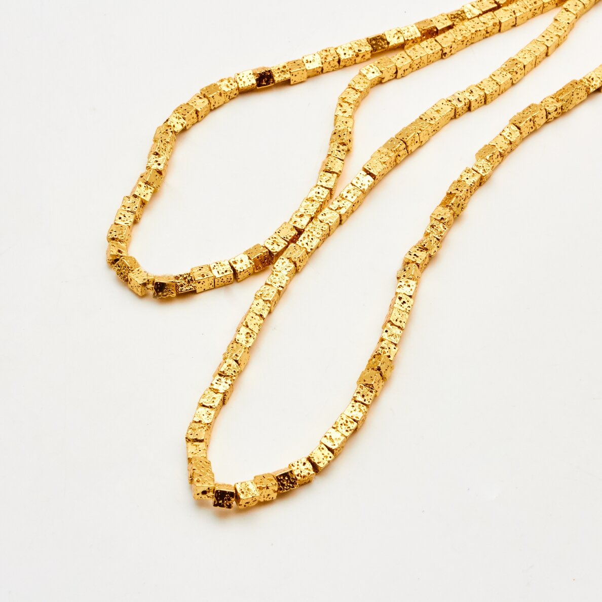Lava Rock, Natural, Electroplated, Cube Bead, Yellow Gold, 37-39 cm/strand, about 4 mm Lava Rock, Natural, Electroplated, Cube Bead, Yellow Gold, 37-39 cm/strand, about 4 mm