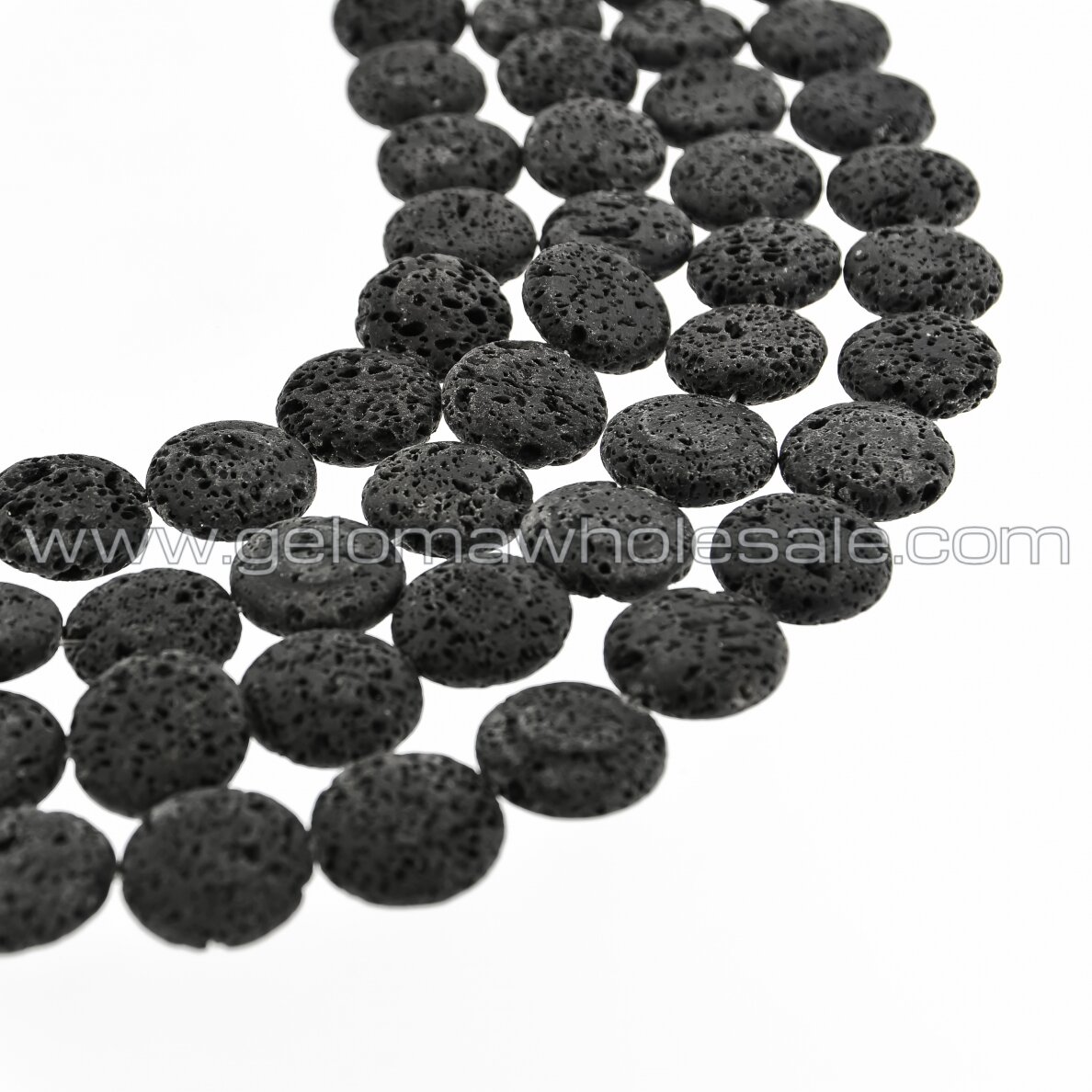 Lava, natūralus, AB kokybė, išgaubto disko forma, juoda spalva, 37-39 cm/gija, 12, 16, 18, 20, 25 mm Lava, natūralus, AB kokybė, išgaubto disko forma, juoda spalva, 37-39 cm/gija, 12, 16, 18, 20, 25 mm