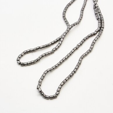 Lava, nat_rali, galvanizuota, vamzd_io forma, juoda spalva, 37-39 cm/gija, apie 4x5 mm