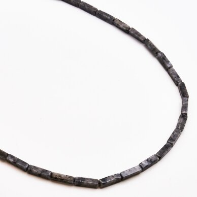 Lavrikitas, 4x13 mm, 37-39 cm/gija