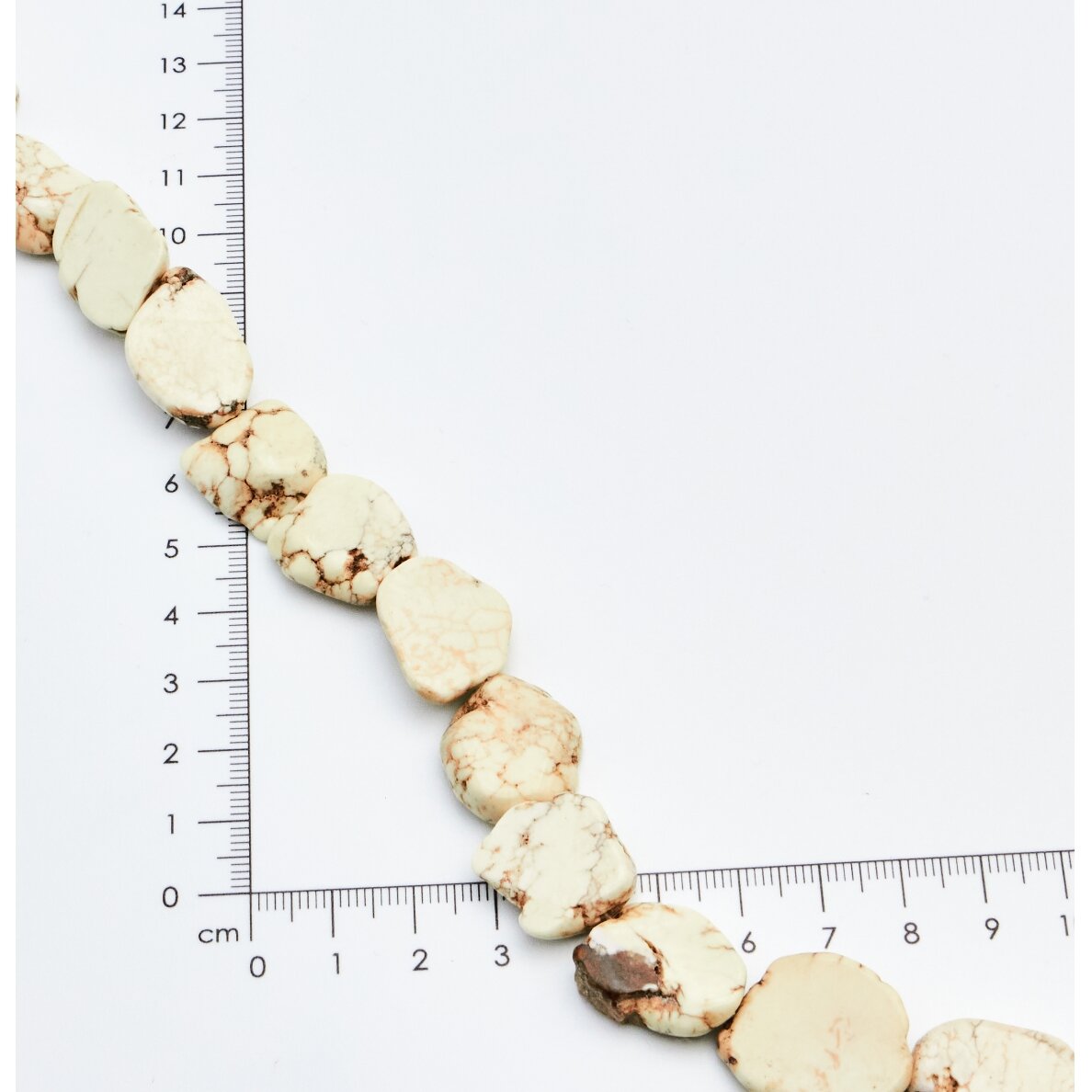 Magnesite, Irregular, Beige, 37-40 cm/strand, thickness up to 5 mm
