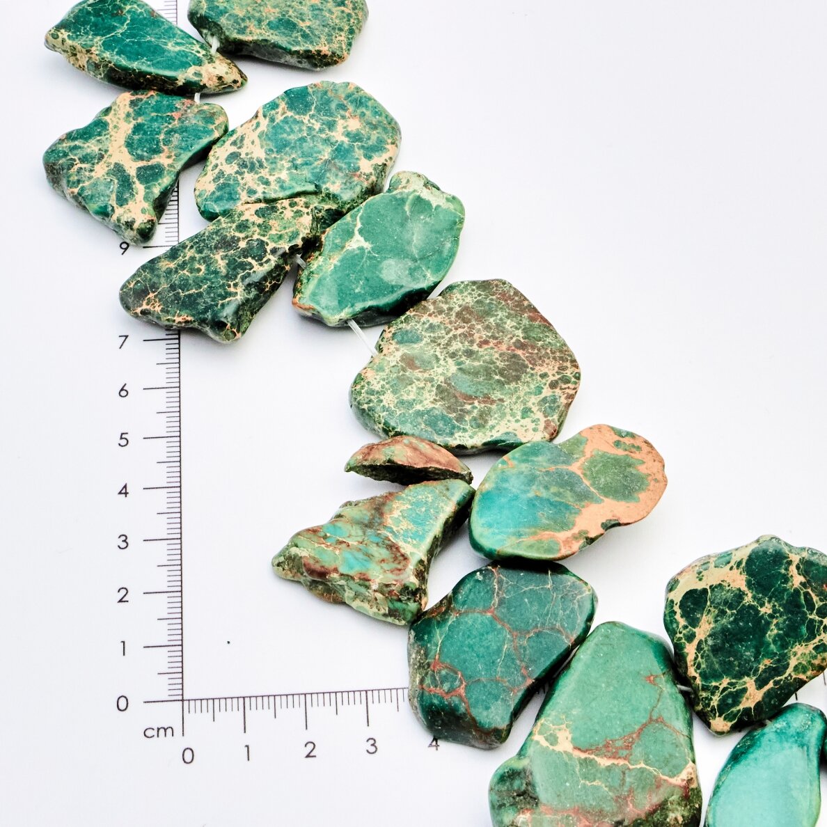 Magnesite, Irregular, Green, 37-40 cm/strand, thickness up to 5 mm