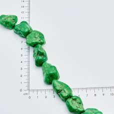 Magnezitas, Nestandartinė forma, Žalia, 37-40 cm/gija, storis iki 5mm Magnezitas, Nestandartinė forma, Žalia, 37-40 cm/gija, storis iki 5mm