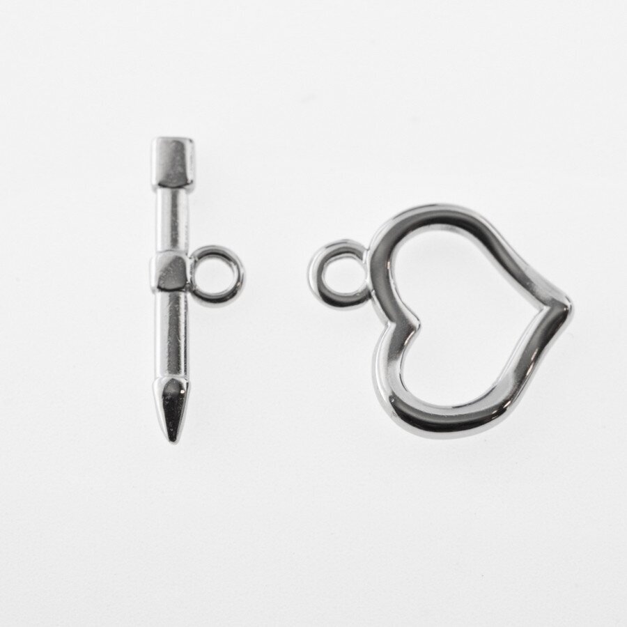 Nerūdijančio plieno perkišamas užsegimas, sidabrinė spalva, širdelė: 18x19x2 mm, skylė-2 mm, lazdelė: 23x7x2.5 mm, skylė-2 mm Nerūdijančio plieno perkišamas užsegimas, sidabrinė spalva, širdelė: 18x19x2 mm, skylė-2 mm, lazdelė: 23x7x2.5 mm, skylė-2 mm