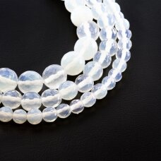 Opalitas, sintetinis, AB kokybė, briaunuotas, apvali forma, pusiau skaidri balta spalva, 37-39 cm/gija, 4, 6, 8, 10, 12, 14 mm