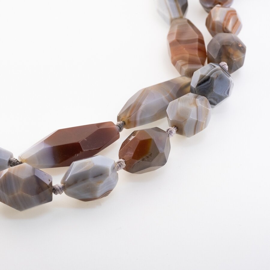 Orange Botswana Agate, Natural, B Grade, Faceted Hand-cut Oval Bead, Multicolor, 37-39 cm/strand, about 15x20-18x22 mm Orange Botswana Agate, Natural, B Grade, Faceted Hand-cut Oval Bead, Multicolor, 37-39 cm/strand, about 15x20-18x22 mm