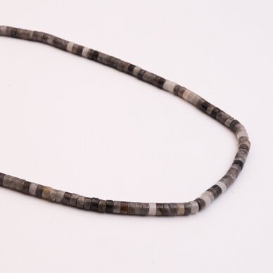 Pilka sakalo akis, natūralus, B kokybė, apvali forma, 37-39 cm/gija, 6, 8, 10, 12 mm Pilka sakalo akis, natūralus, B kokybė, apvali forma, 37-39 cm/gija, 6, 8, 10, 12 mm