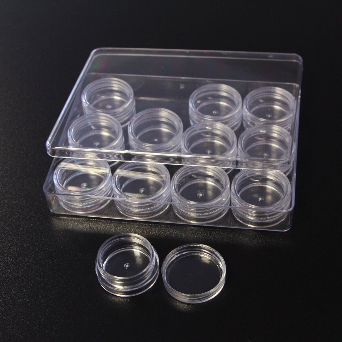 Plastic box with compartments, 19.5x9.5x1.9 cm size, 12 compartments