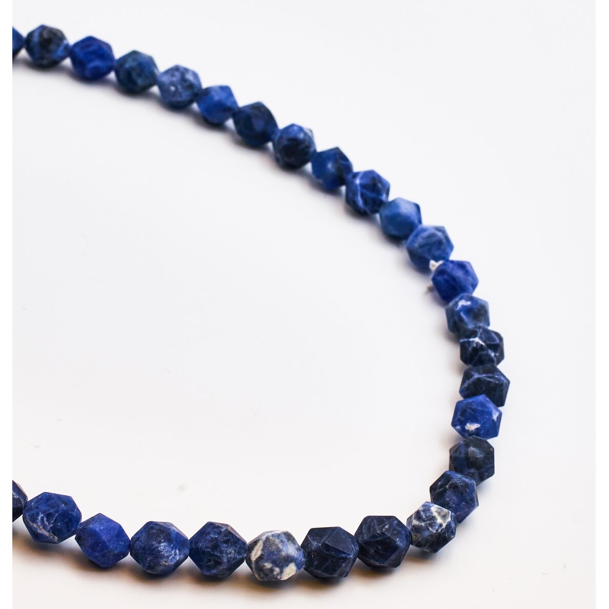 Sodalitas, 10 mm, 37-39 cm/gija