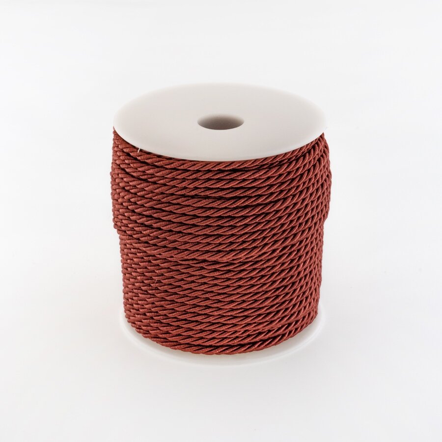 Sukta virvė, #123 kaštoninė ruda spalva, apie 50 metrų/ritė, 3 mm