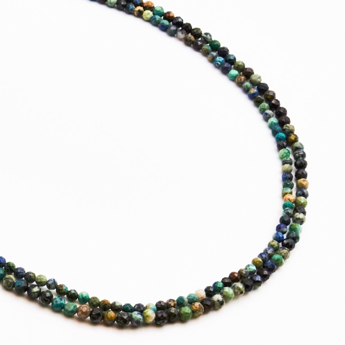 Turquoise, natural, B quality, faceted, round bead, 37-39 cm/string, 2 mm Turquoise, natural, B quality, faceted, round bead, 37-39 cm/string, 2 mm