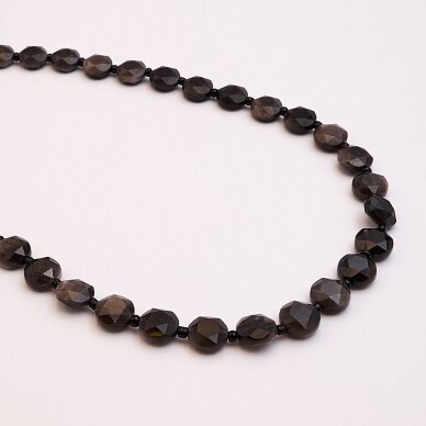Vaivorykštinis obsidianas, natūralus, AB kokybė, briaunuotas, išgaubto disko forma, 37-39 cm/gija, 10 mm