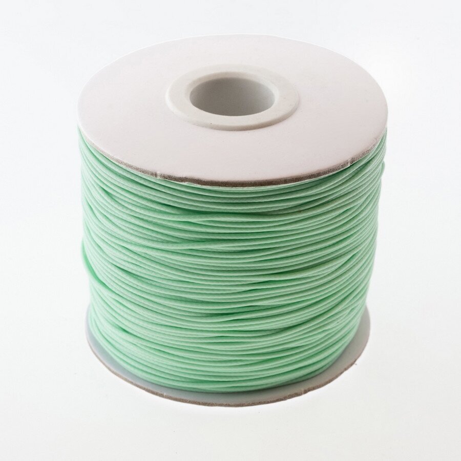 Vaškuota poliesterinė virvelė, #26 mėtos spalva, apie 180 metrų/ritė, 1.0 mm